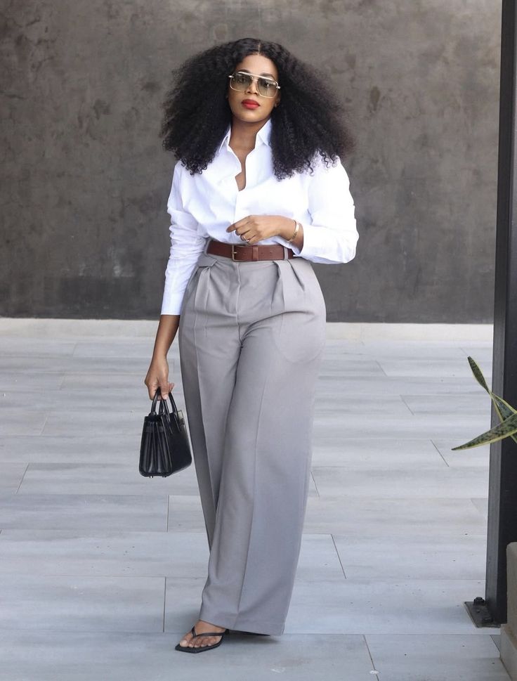 Best Tops for Hourglass Shapes