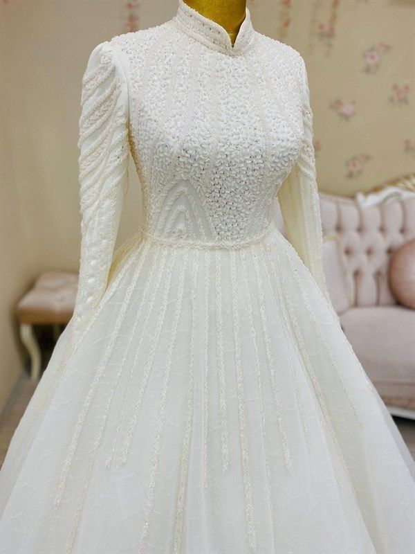  High Neck Wedding Dress