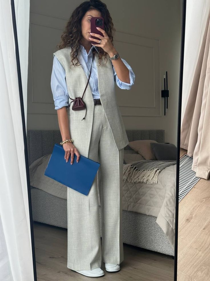 Create a Monochromatic Outfit