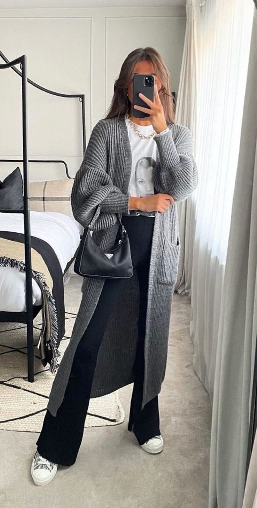 A Long Cardigan with Slim-Fit Trousers