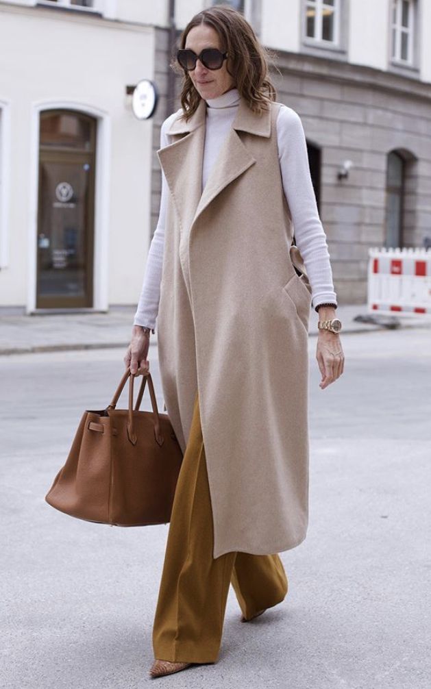 A Monochrome Outfit With a Longline Vest